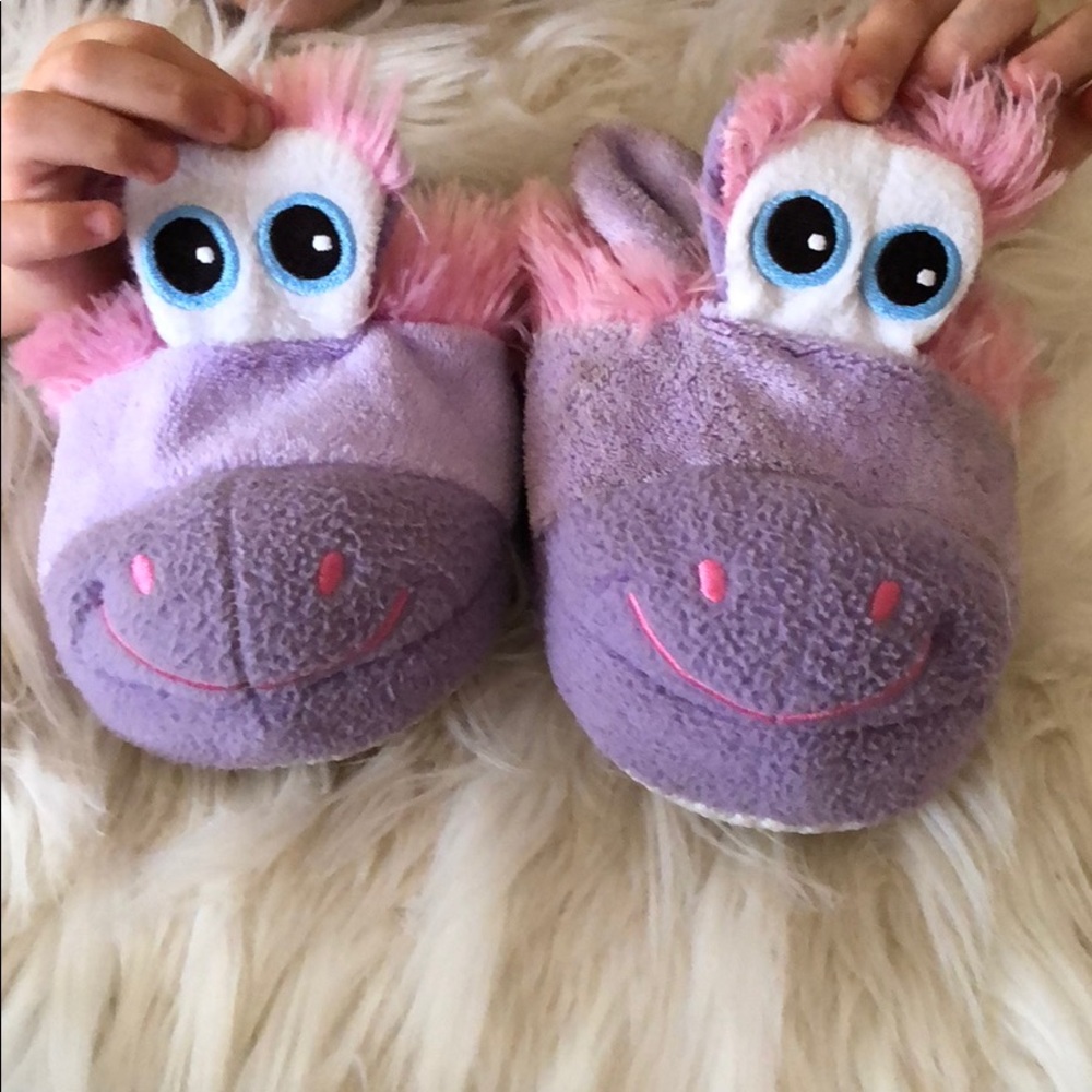 Small kids slippers